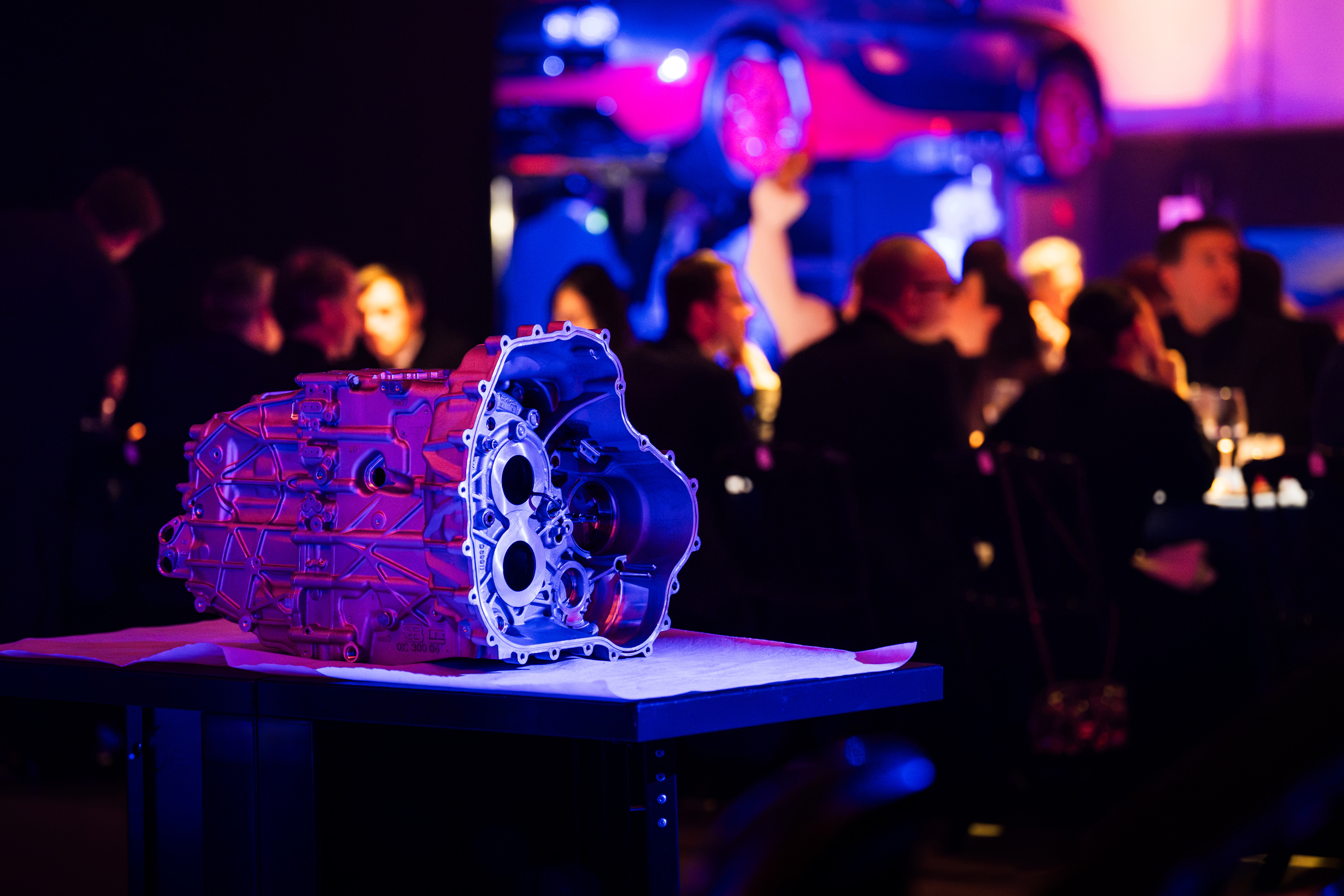 Bugatti a accueilli ses clients pour la traditionnelle « Soirée de Noël ».